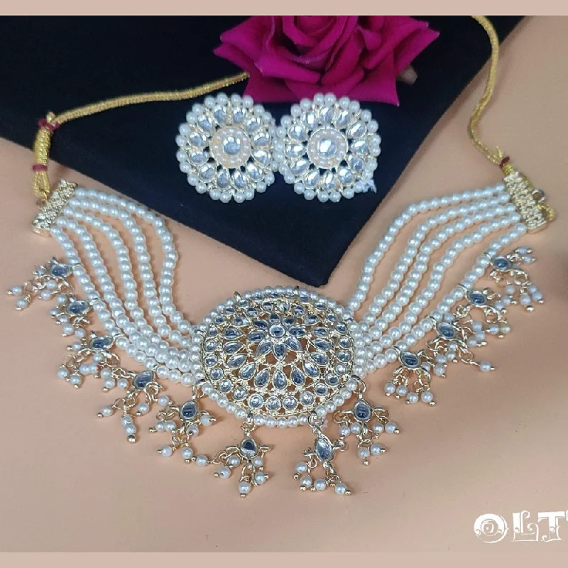 Worn style necklaces-Lucentarts Jewellery Kundan Stone Choker Necklace Set