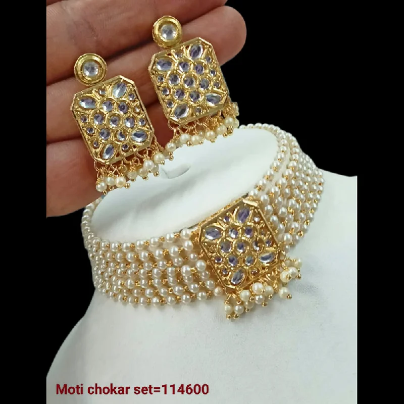 Sleek gold necklaces-Padmawati Bangles Kundan Stone Choker Necklace Set