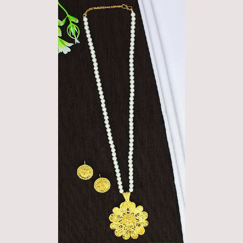 Astro charm necklaces-Mahavir Gold Plated Pearl Necklace Set