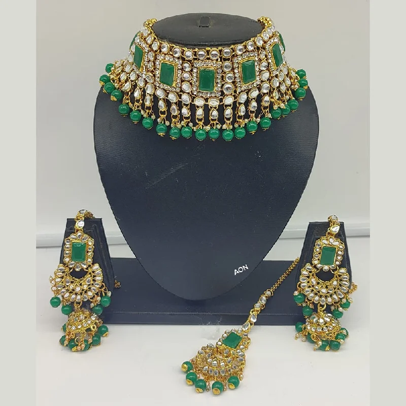 Daisy design necklaces-Lucentarts Jewellery Kundan Stone Gold Plated Necklace Set