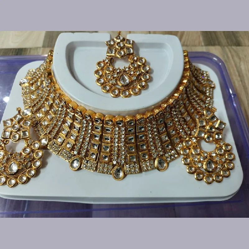 Solid link necklaces-Neetu Art Gold Plated Kundan Stone Choker Necklace Set With Maangtikka