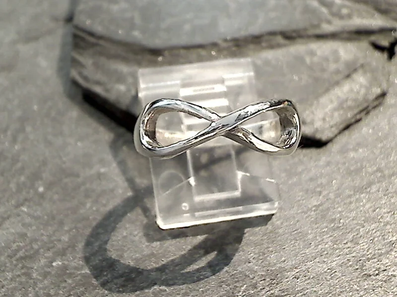 Thin frame rings-Size 5.5 Sterling Silver Infinity Ring