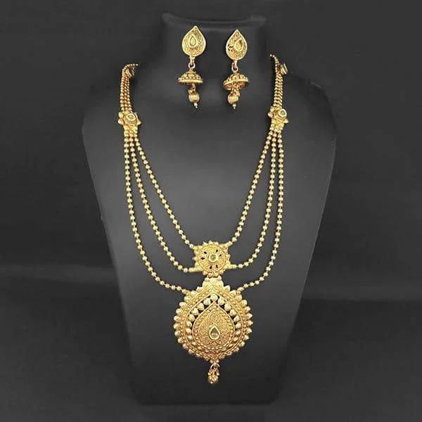 Lustrous pearl necklaces-Kriaa Gold Plated Brown Kundan Necklace Set - 1109856