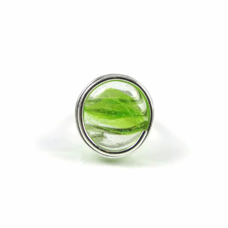 Woven charm rings-Infinity Glass Ring - Green Stripe