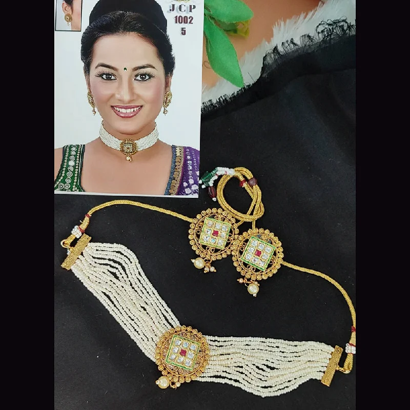 Fairy wing necklaces-Lucentarts Jewellery Kundan Stone Choker Necklace Set