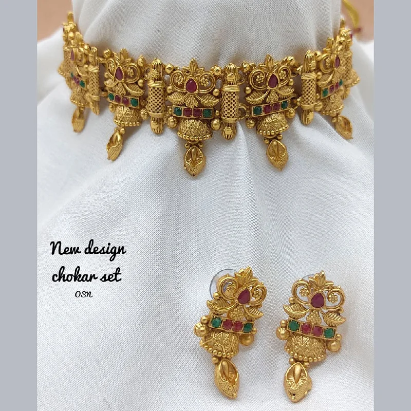 Yarn fringe necklaces-Lucentarts Jewellery Kundan Choker Necklace Set