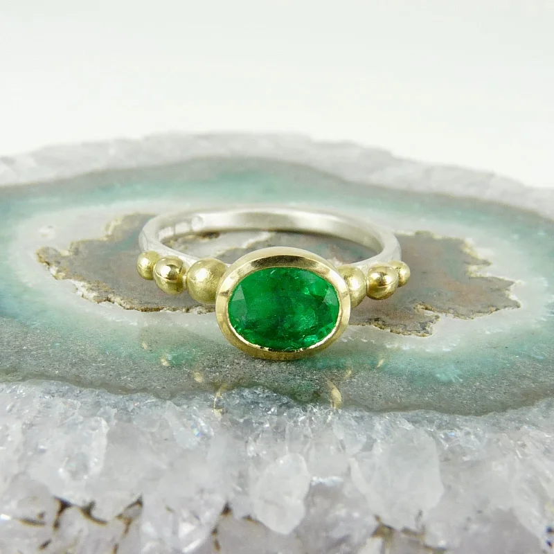 Moon motif rings-Emerald Granulation Ring