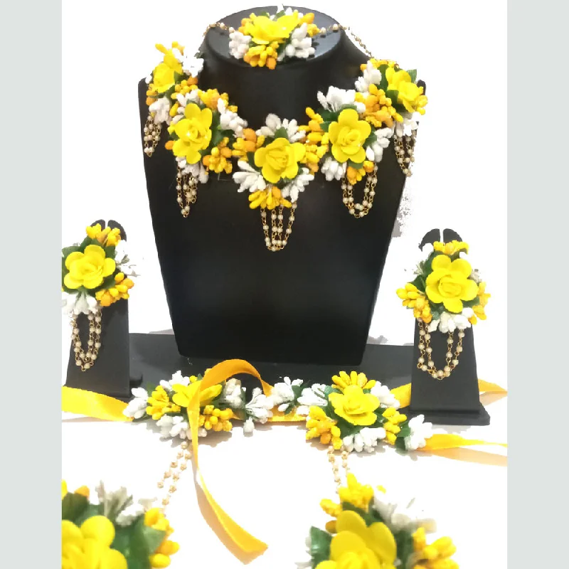 Luxe stone necklaces-Kavyas Kreation Floral Necklace Set