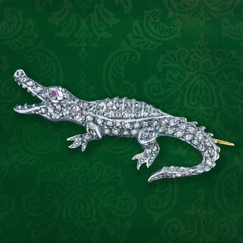 Spinel accent brooch-Victorian Style Diamond Crocodile Brooch With Ruby Eye