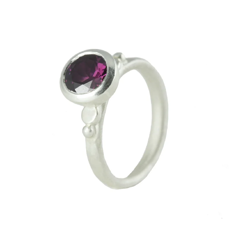 Curved gem rings-Silver Garnet granulation ring