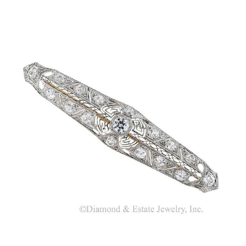 Silk thread brooch-Edwardian 2.25 Carats TW  Diamond Platinum Filigree Bar Brooch Circa 1910