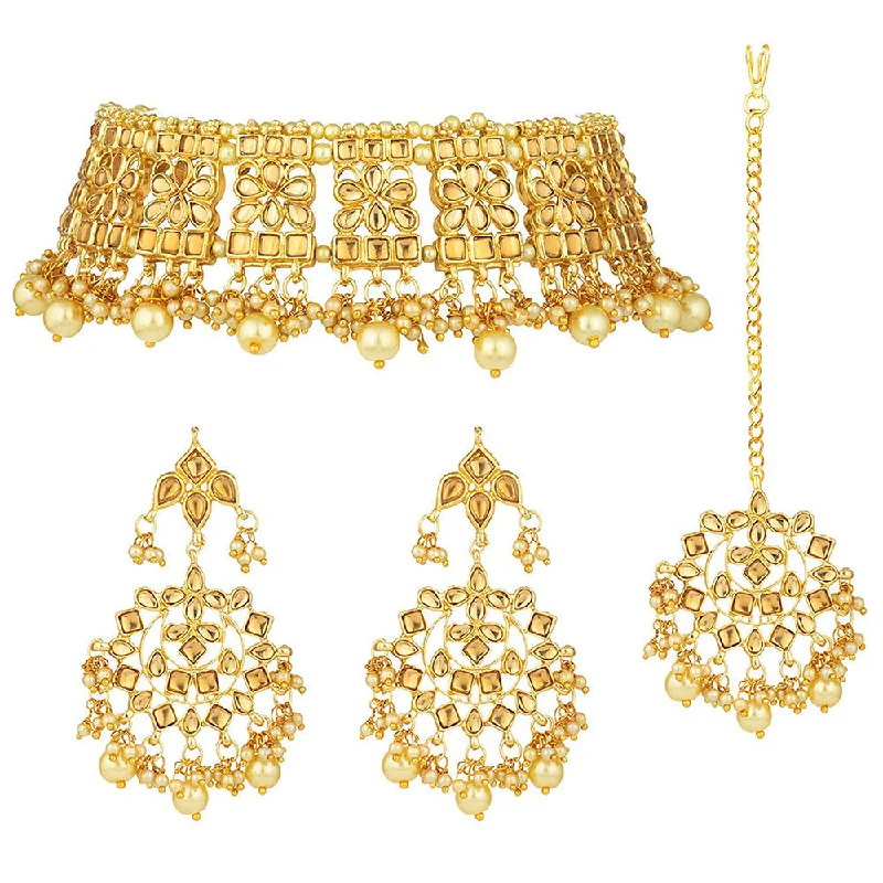 Owl charm necklaces-Etnico Gold Plated Traditional Kundan & Pearl Studded Choker Necklace Jewellery Set with Earrings & Maang Tikka For Women (K7069FL)