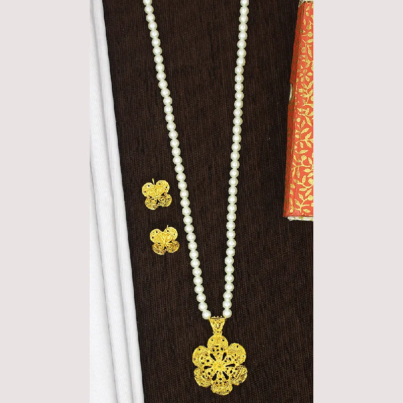 Retro charm necklaces-Mahavir Gold Plated Pearl Necklace Set