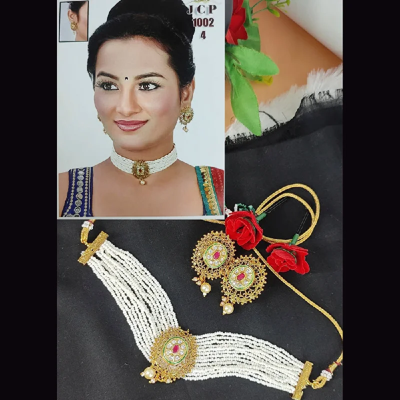 Mixed metal necklaces-Lucentarts Jewellery Kundan Stone Choker Necklace Set