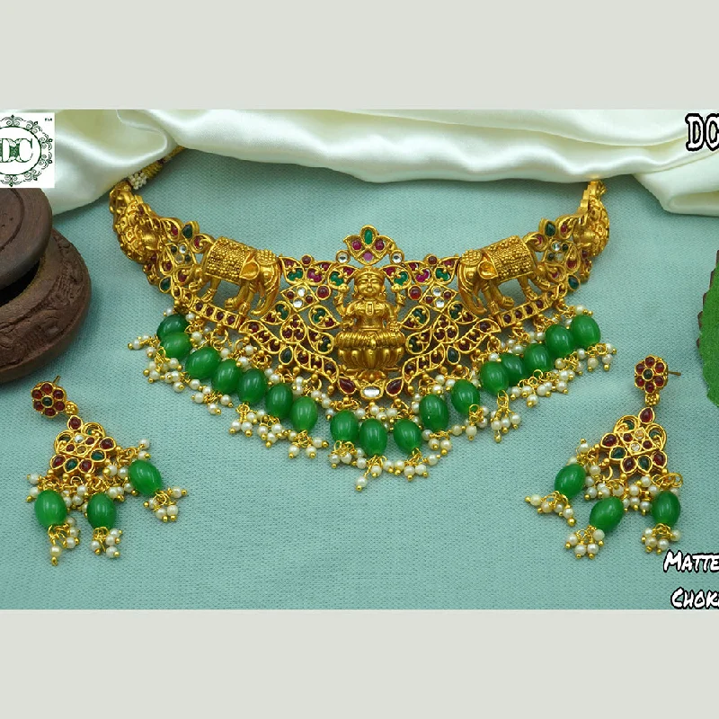 Loop knot necklaces-Diksha Collection Gold Plated Choker Necklace Set