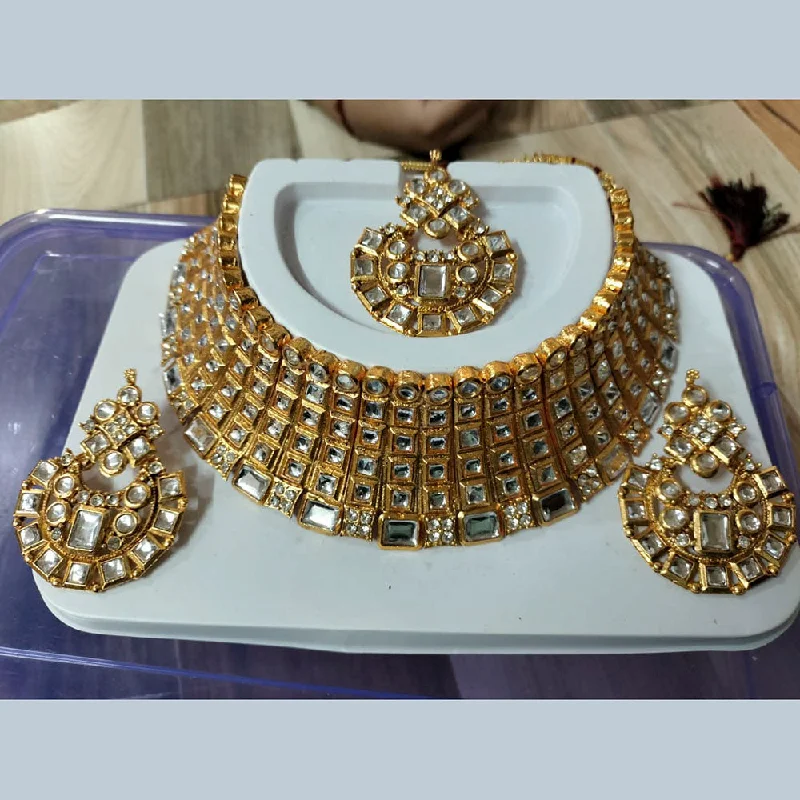 Oval stone necklaces-Neetu Art Gold Plated Kundan Stone Choker Necklace Set With Maangtikka