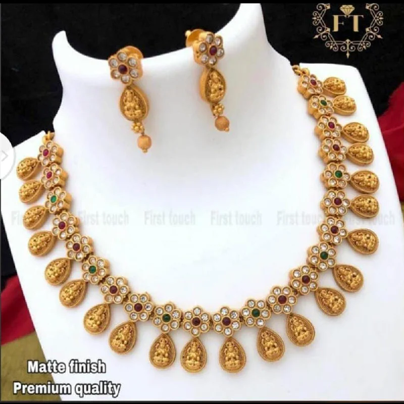 Sapphire stone necklaces-Sai Fashion Gold Plated Pink & Green Pota Stone Choker Necklace Set