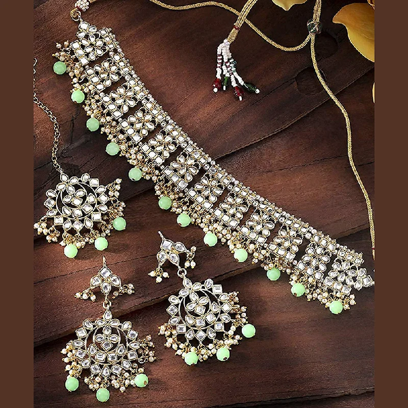 Sleek gold necklaces-Etnico Gold Plated Traditional Kundan & Pearl Studded Choker NecklaceJewellery Set with Earrings & Maang Tikka For Women (K7069Min)