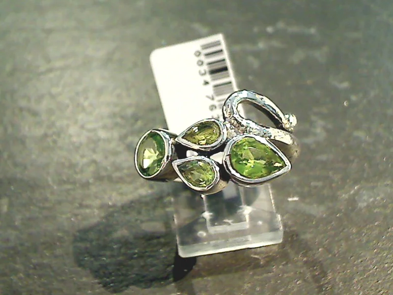 Bow design rings-Size 8 Peridot, Sterling Silver Ring