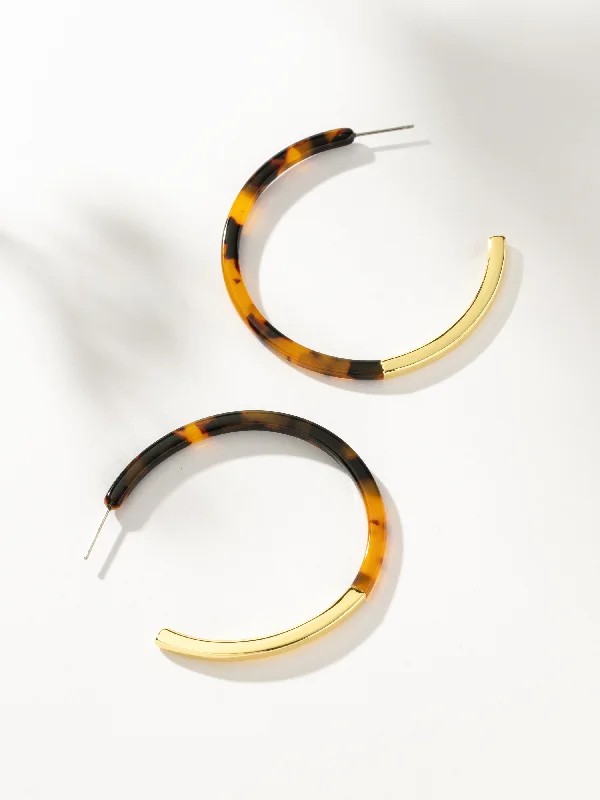 Trekker motif earrings-Franklin Tortoise Hoops