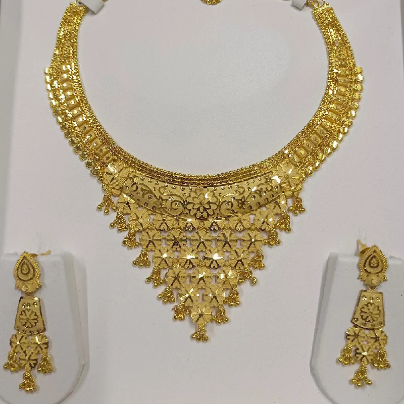 Pari Art Jewellery Forming Necklace Set